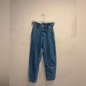 Zara High Rise Blue Jeans scrunch at waist